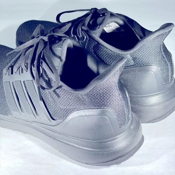 Adidas HWA‎ - Picture 5 of 9